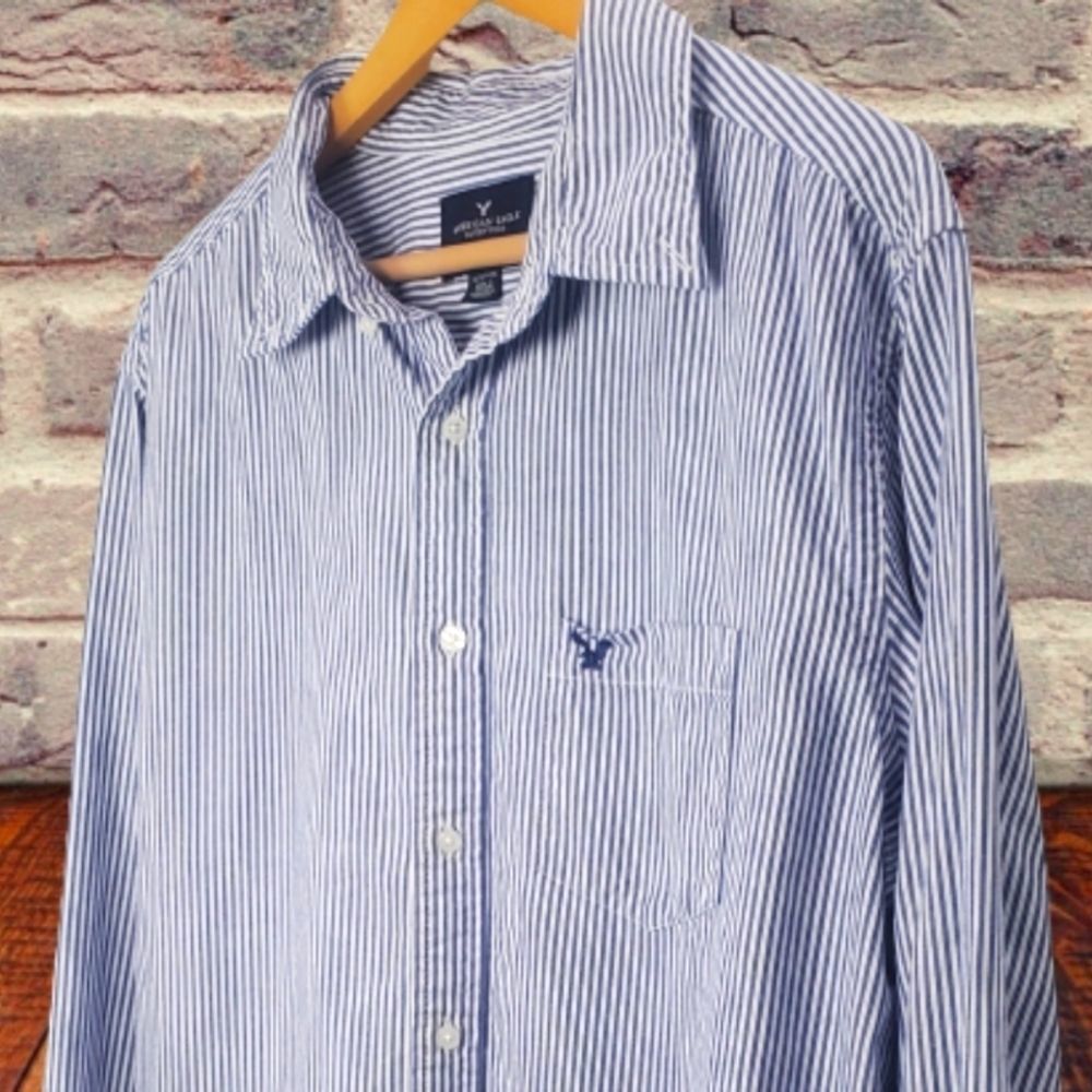 "American Eagle" / Button Down